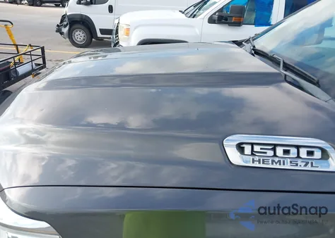 2019 Ram 1500 Tradesman 4X4 5'7 Box из США, поврежденный, VIN 1C6SRFGT4KN560666